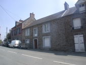 Maison, 12 rue du Calvaire (La Ville-ès-Nonais)