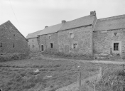 Ensemble de 3 maisons, Vern (Poullaouen)