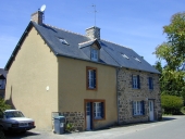 Alignement de deux logis, rue de la Tourelle (Saint-Léger-des-Prés)