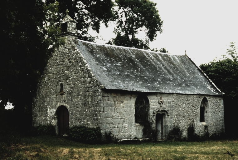 Chapelle Notre-Dame, le Logo (Saint-Connan)