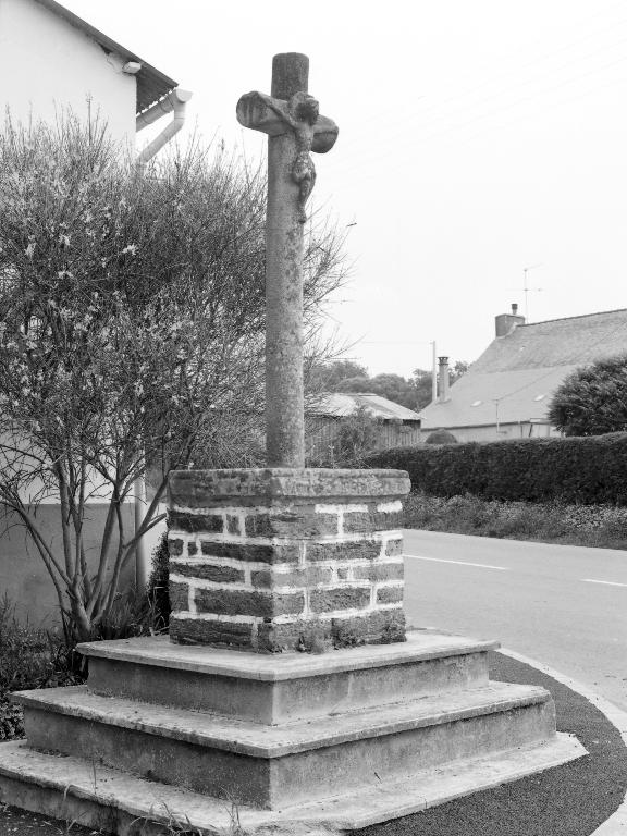 Croix de chemin, dite Croix des Cormiers (Saint-Martin-sur-Oust)