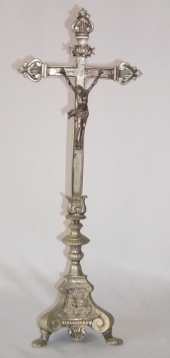 Croix d'autel 1