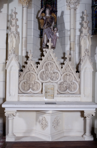 Autel secondaire des Anges : autel, tabernacle, gradins d'autel, retable, degrés d'autel