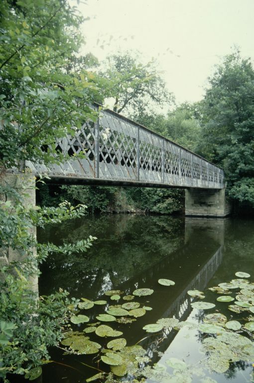 Passerelle de Blond (Guillac)