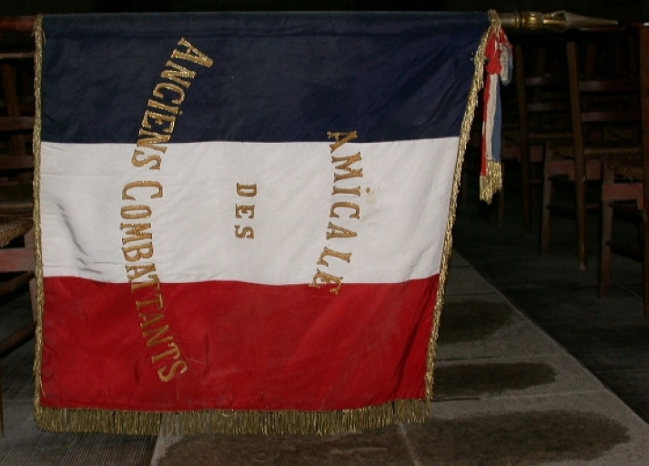 Drapeau : des anciens combattants