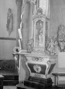 Autel, niche (autel secondaire, autel tombeau) : de la Vierge, chapelle Notre-Dame-de-Carmes (Neulliac)