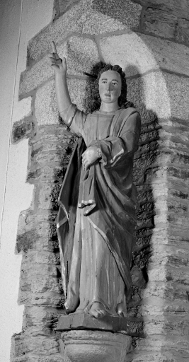 Statue : Saint Jean l'Evangéliste
