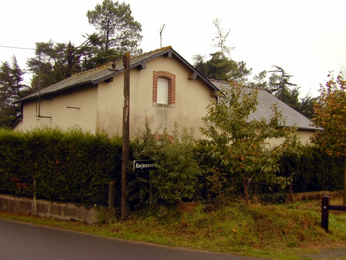 Ancienne maison de garde barrière, la Gare (Saint-Germain-du-Pinel)