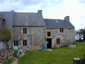 Alignement de maisons, la Boussarde (Pleurtuit)