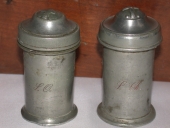 Ampoule à saint Chrême et ampoule à huile des malades dans leur coffret