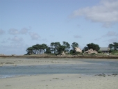 Écart : Île Baëllanec ou Ballanec (Penvénan)