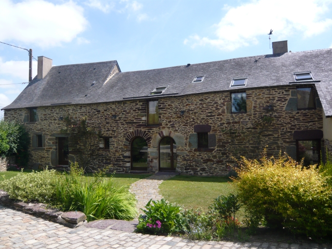 Alignement de maisons, la Barre (Bruz)