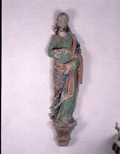 Statue de saint apôtre