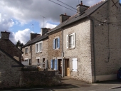 Maisons, alignement de quatre logis, 24, 26, 28, 30 rue de Saint-Brieuc (Pordic)