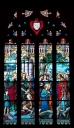 Verrière à personnages de la baie 0 : Don des clés, saint Pierre guérit un paralytique (Saint-Pierre-de-Plesguen fusionnée en Mesnil-Roc'h en 2019)