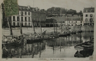 Bateaux de collecte : sable et goémons