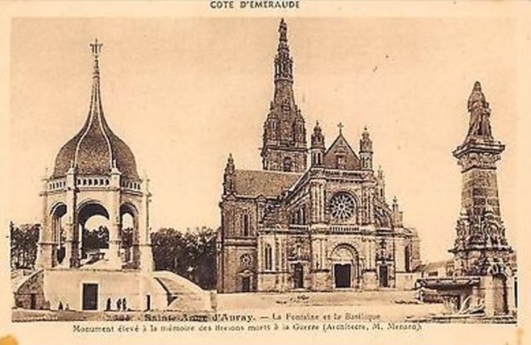 Mémorial aux bretons morts pour la France (Saint-Anne d'Auray)