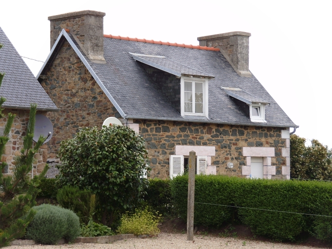 Maison, Keraudren (Plougrescant)