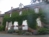 Maison, 1 cours d'Yseux (La Ville-ès-Nonais)