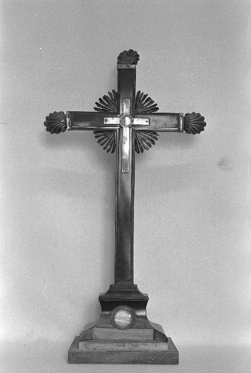 Croix-reliquaire, église paroissiale Notre-Dame (Missiriac)