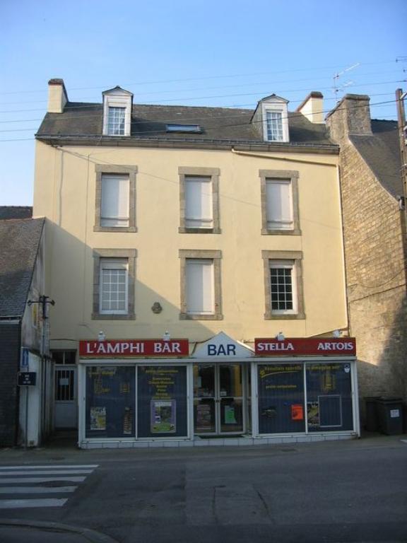 Maison, 1 place de la Libération (Vannes)