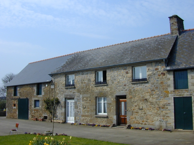 Ferme d'Alain PELE, les Chaises (Cuguen)