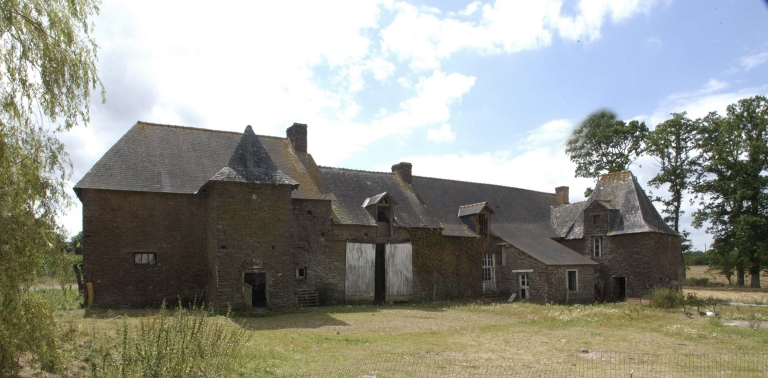 Manoir puis ferme, la Chênais (Saint-Thurial)