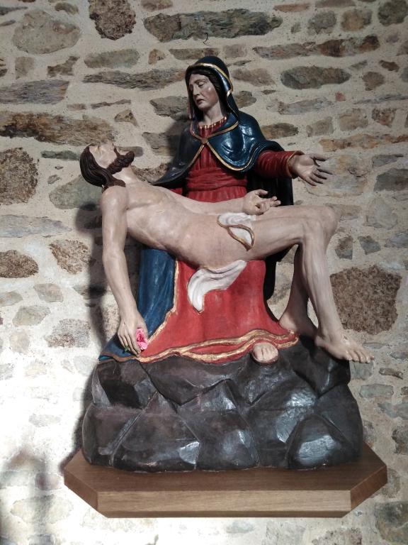 Groupe sculpté : Piétà