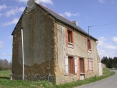 Maison, R. D. 11, près de la Hautière (Trévérien)