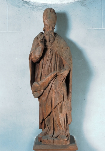 Statue : saint évêque