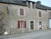 Maison, 5 place de l'Eglise (Dourdain)