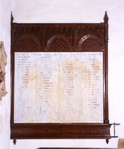 Plaques commémoratives de la guerre 14-18 et de la guerre 39-45