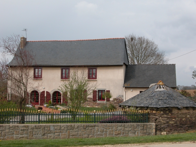 Ferme, actuellement maison, la Hyptais (Pacé)