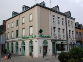 Alignement de maisons, 14, 16 rue de l' Horloge (Montfort-sur-Meu)