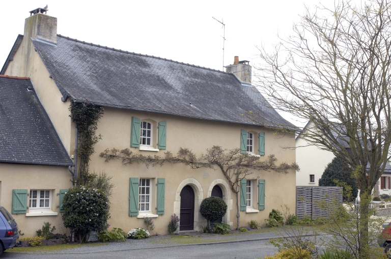 Presbytère, 11 rue Notre-Dame (Chartres-de-Bretagne)