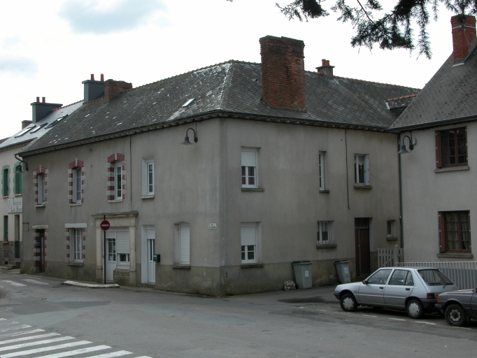 Maison, 2 rue du Calvaire (Gévezé)