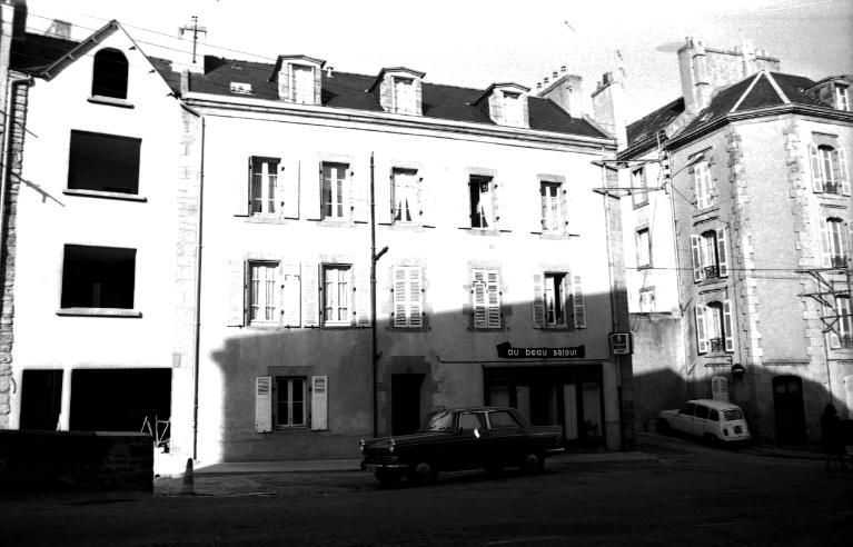 Maison, rue du Port (Douarnenez)