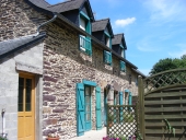 Alignement de maisons, la Frogerais (Orgères)