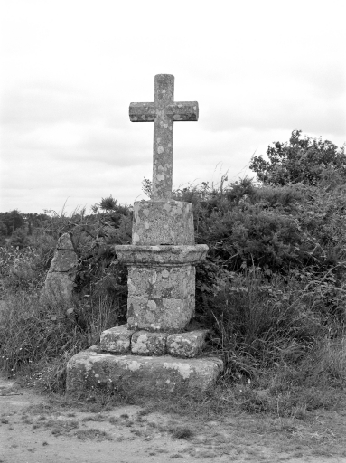 Croix de Chemin, Stang Merrien (Saint-Nicolas-du-Pélem)