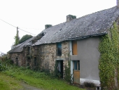 Alignement de logis, la Châtaigneraie-Simon (Sixt-sur-Aff)