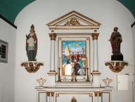 Autel retable latéral