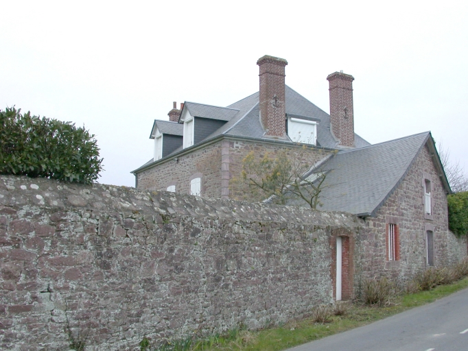 Maison, rue de la Carquois (Fréhel)