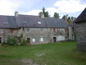 Maisons, Garenton (Trévé)