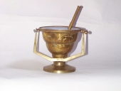 Seau à eau bénite ; goupillon 1