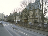 Ancien hôtel des Demoiselles, couvent puis pensionnat de l'Adoration, actuellement groupe scolaire et collège, rue d' Antrain (Rennes)