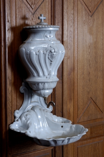 Fontaine de sacristie