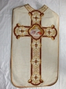 Ornement blanc 1 : chasuble, étole, manipule et voile de calice