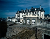 Hôtel de voyageurs dit Hôtel Bellevue, dit Victoria Hotel, 2-6 rue Georges Clémenceau (Saint-Malo)