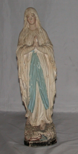 Statuette 2 : Vierge, dite Notre-Dame de Lourdes
