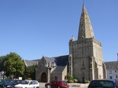 Chapelle Notre-Dame-de-Larmor, actuellement église, place Notre-Dame (Larmor-Plage)